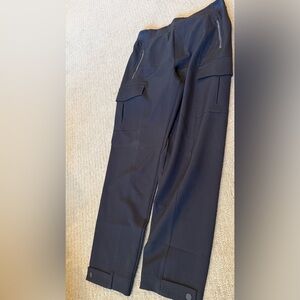 Athleta like new cargo straight leg pants